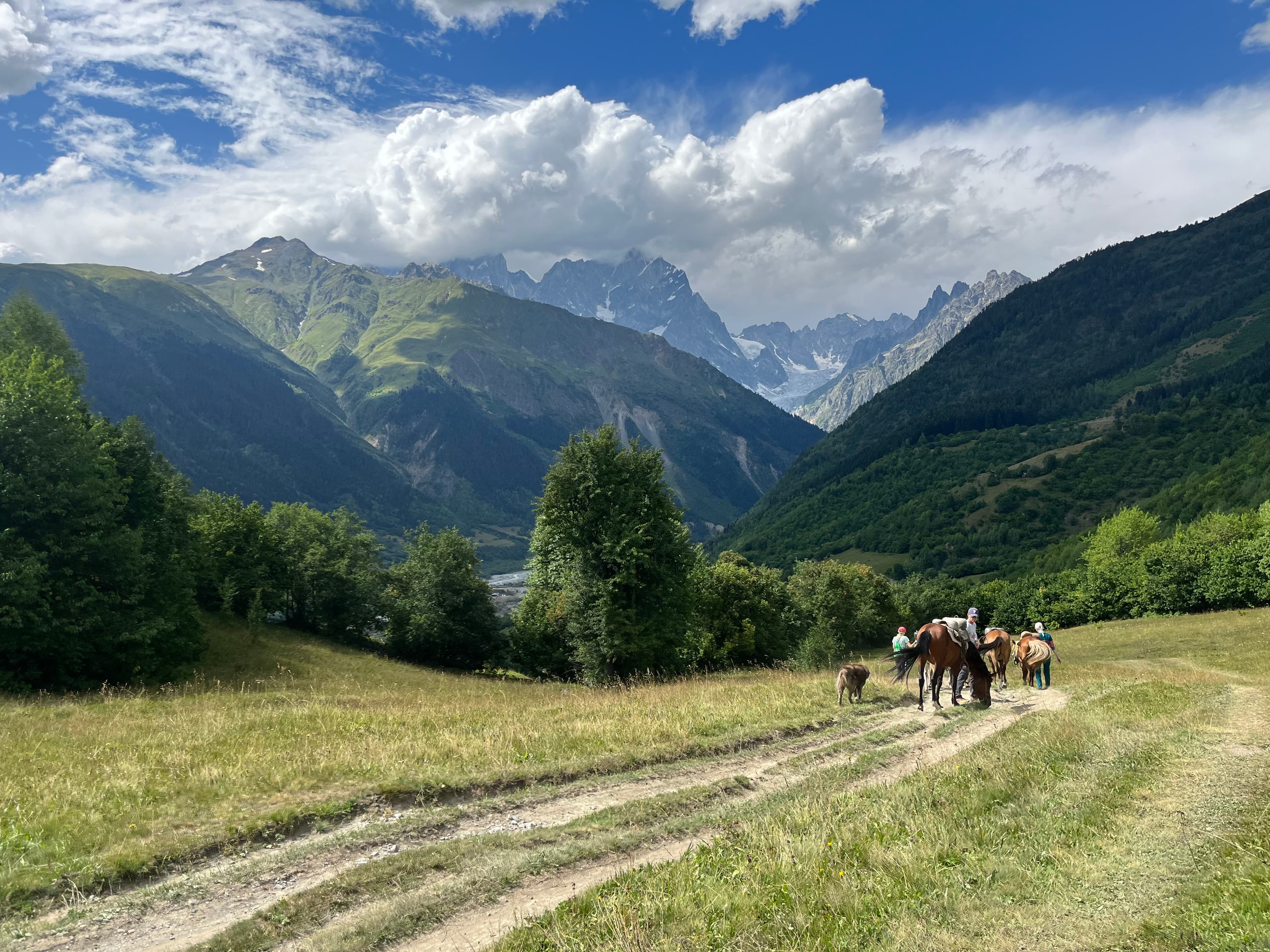 Joga na Kaukazie - Gruzja / Mestia - tydzień z jogą i górami 